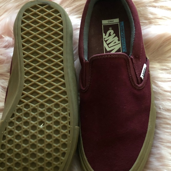 Vans - Picture 2 of 3